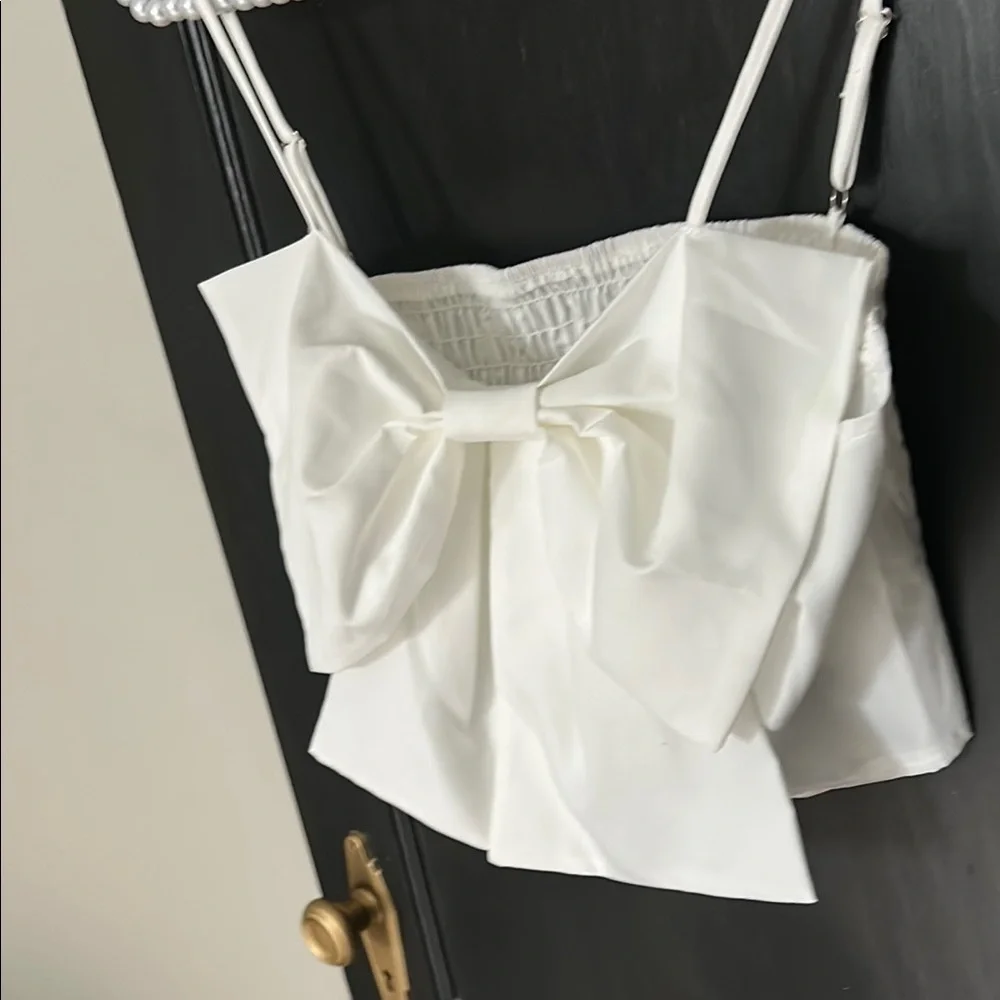 SHEIN White Bow Front Crop Spaghetti Strap - Picture 2 of 4